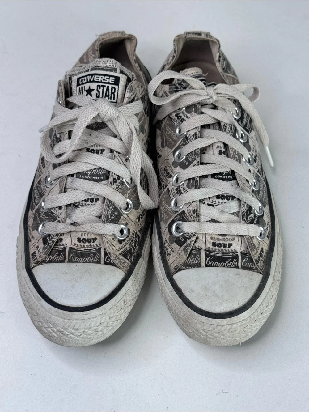 Converse Low Top Sneakers in Grey and Andy Warhol Campbells Soup print size 5